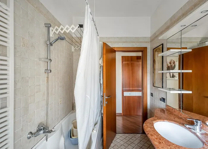 Apartman Guesthost - Mestre Cozy With Parking! Marghera